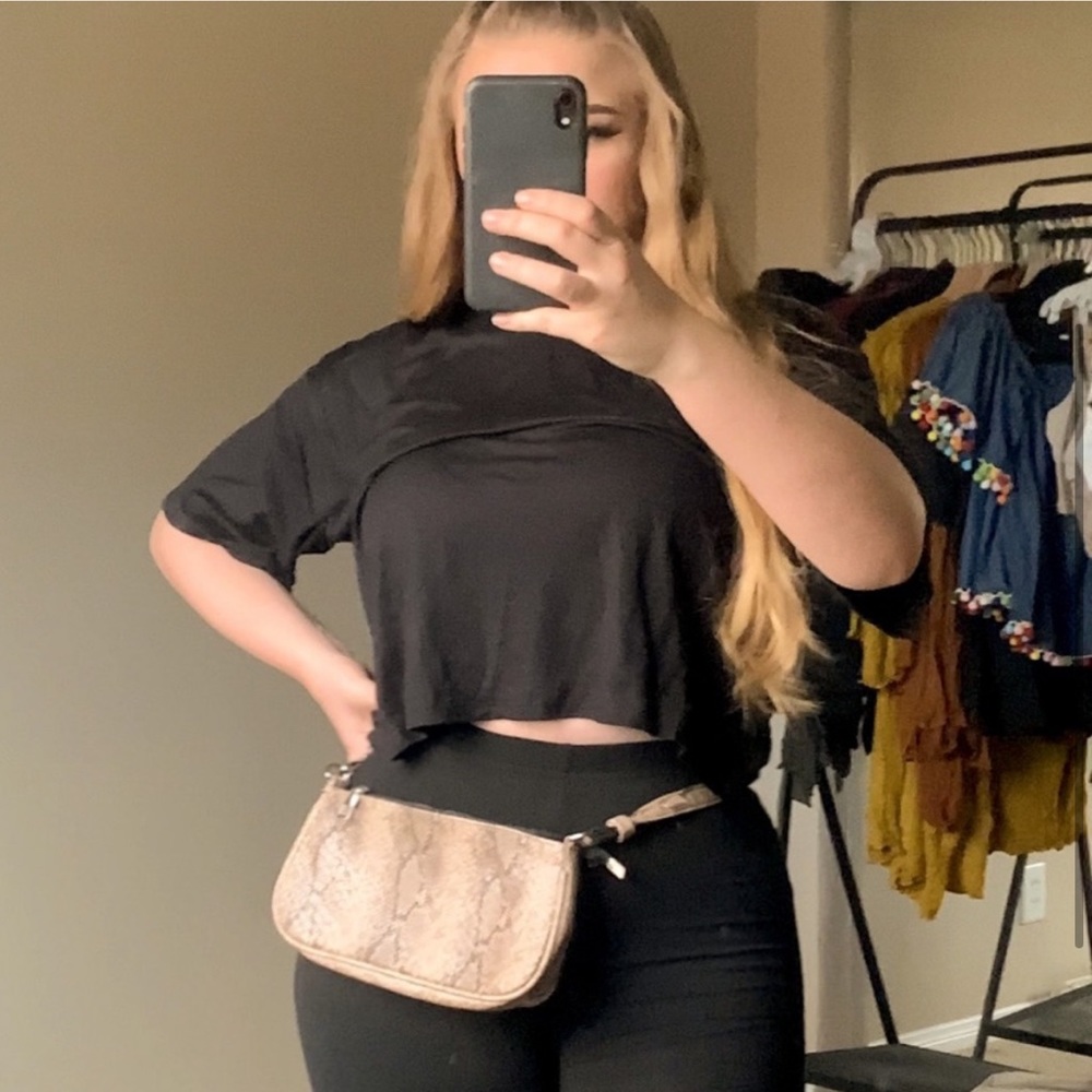 New! ☆ Black Super Soft Athleisure Oversized Crop Top